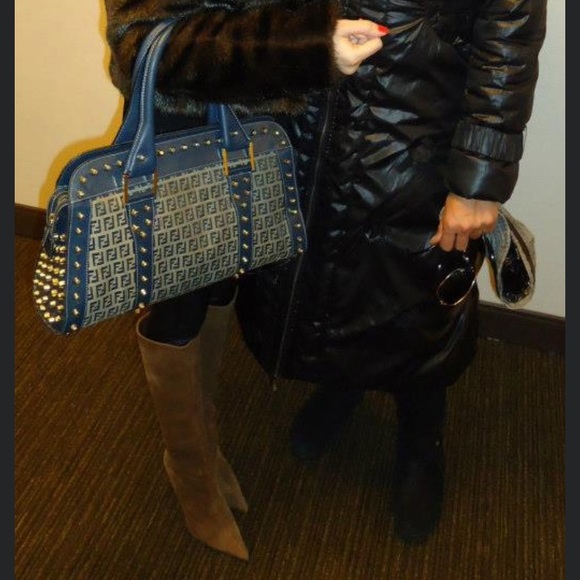 GUCCI boots - Picture 3 of 3